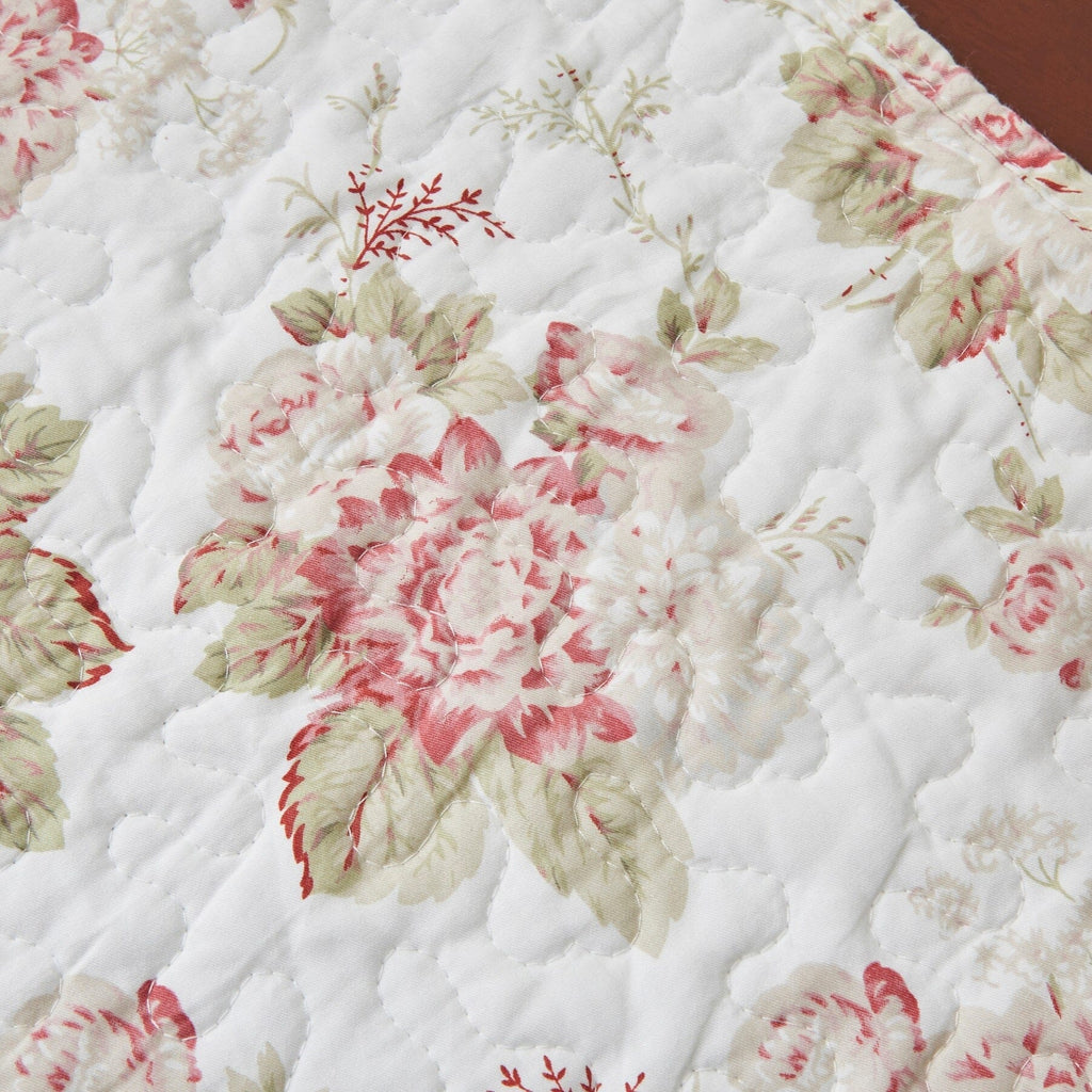 DaDa Bedding Set of 4-Pieces Dainty Cottage Floral Roses Quilted Cotton Dining Table Placemats 13” x 19” (3036)