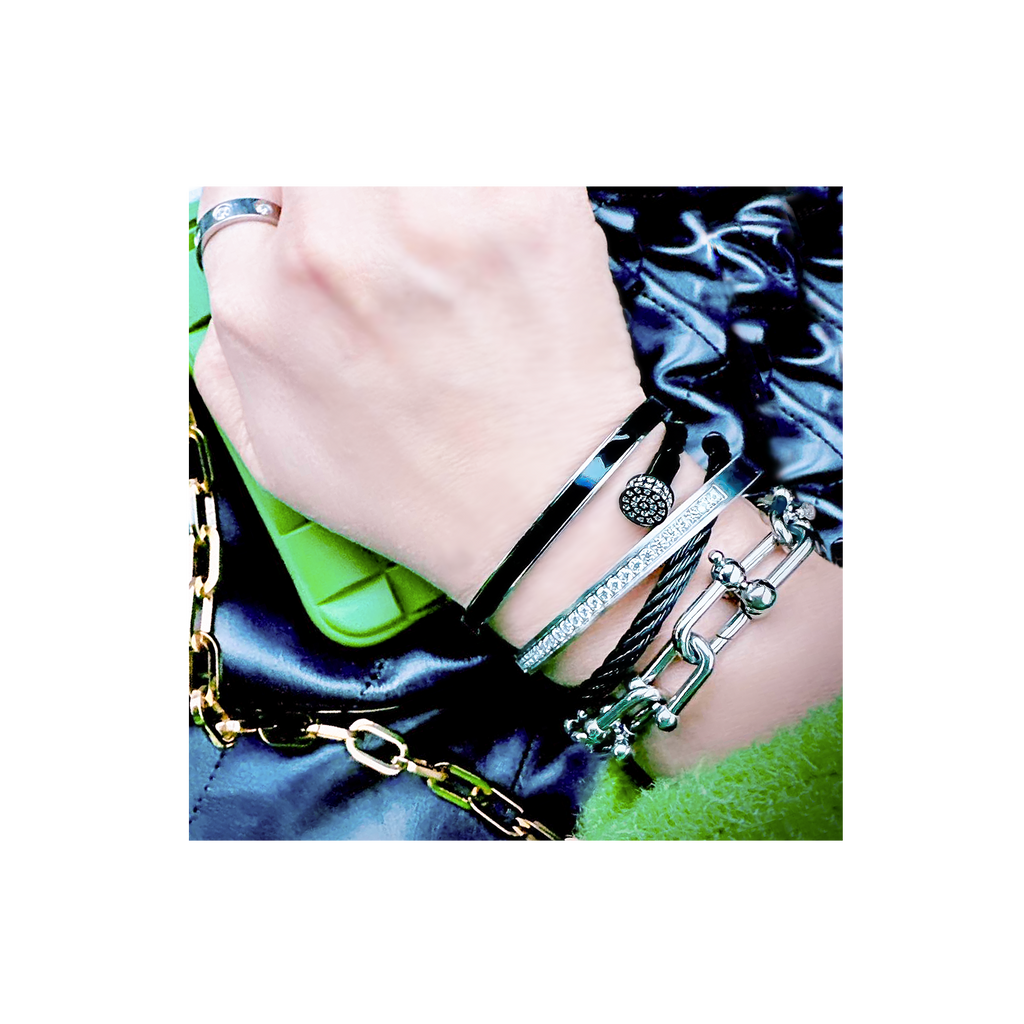 BG525W B.Tiff Horseshoe Link Chain Bracelet
