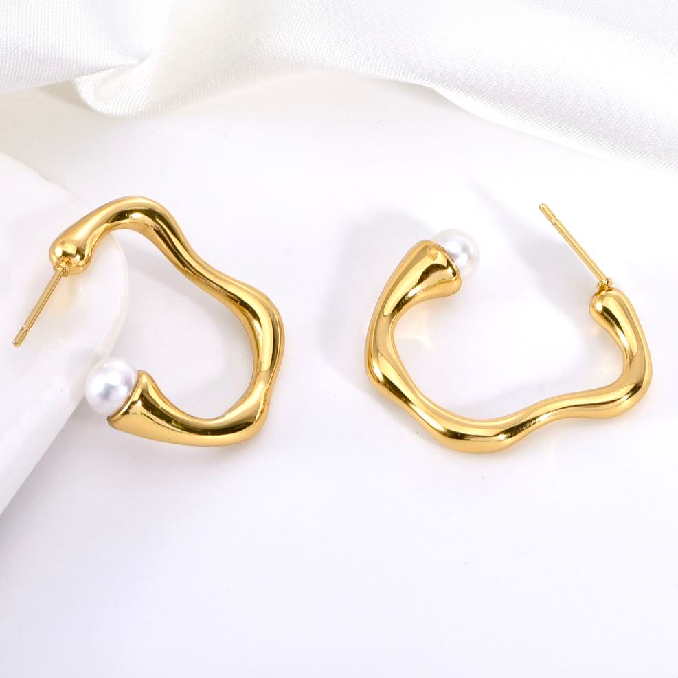 ER082G B.Tiff High Polish Rivière Freshwater Pearl Gold Earrings