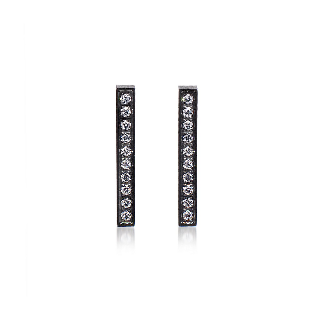 ER107B B.Tiff Black 9-Stone Short Bar Earrings