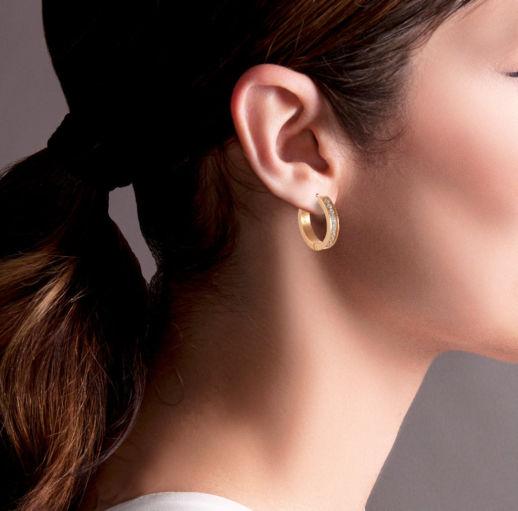 ER433G B.Tiff Gold Pavé 20-Stone Hoop Earrings