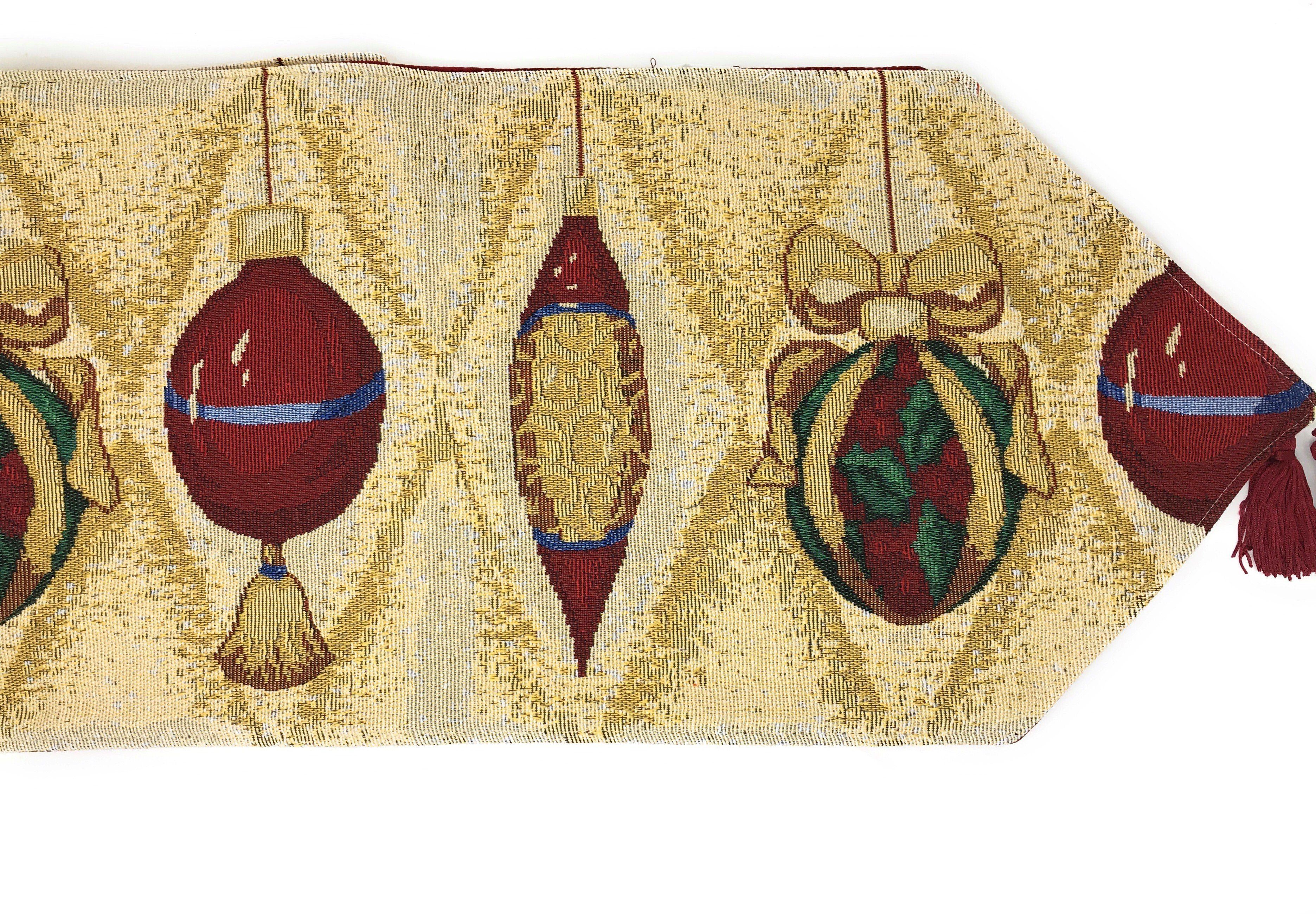DaDa Bedding Elegant Christmas Ornaments Gold Red Tapestry Dining Table Runner (6139)